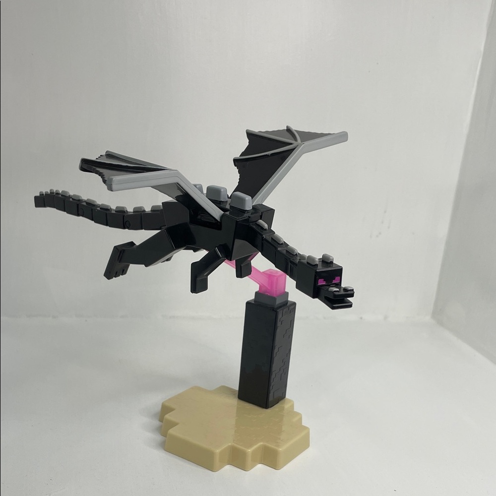 Minecraft Ultimate Ender Black Dragon 9" Action Figure Mattel Mojang